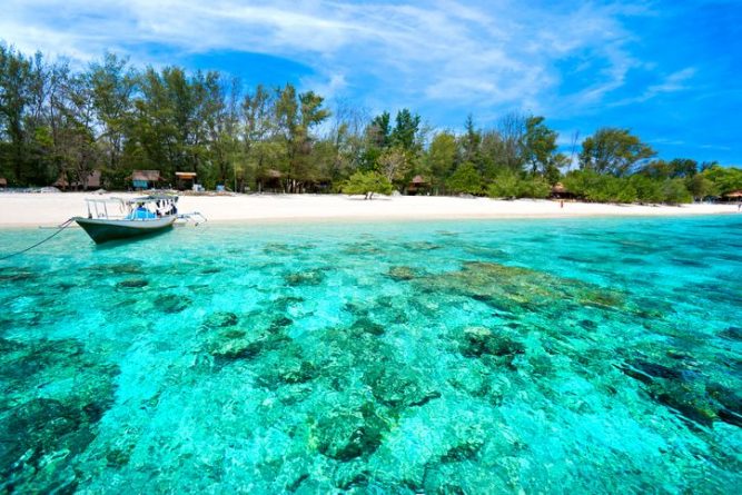 √ 5 Tempat Wisata di Lombok yang Menjadi Favorit Wisatawan